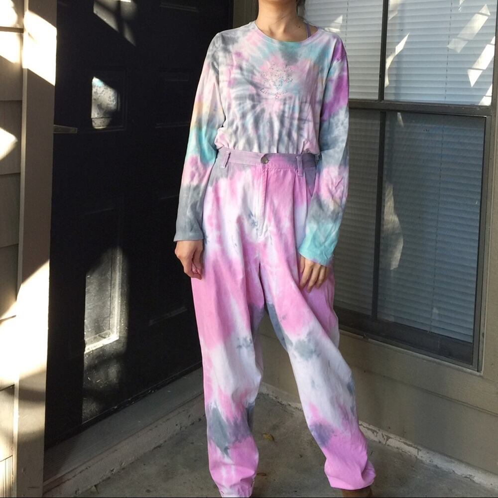 Life Is Good Tie Dye Top-DA8